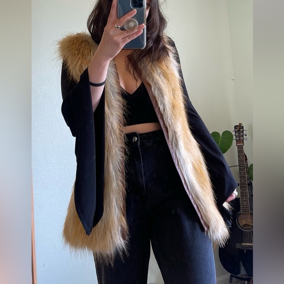 sanctuary faux fur vest - Picture 2 of 6